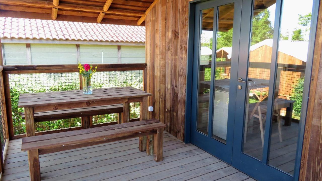 Lodges Du Camping Les 4 Saisons Grane Экстерьер фото
