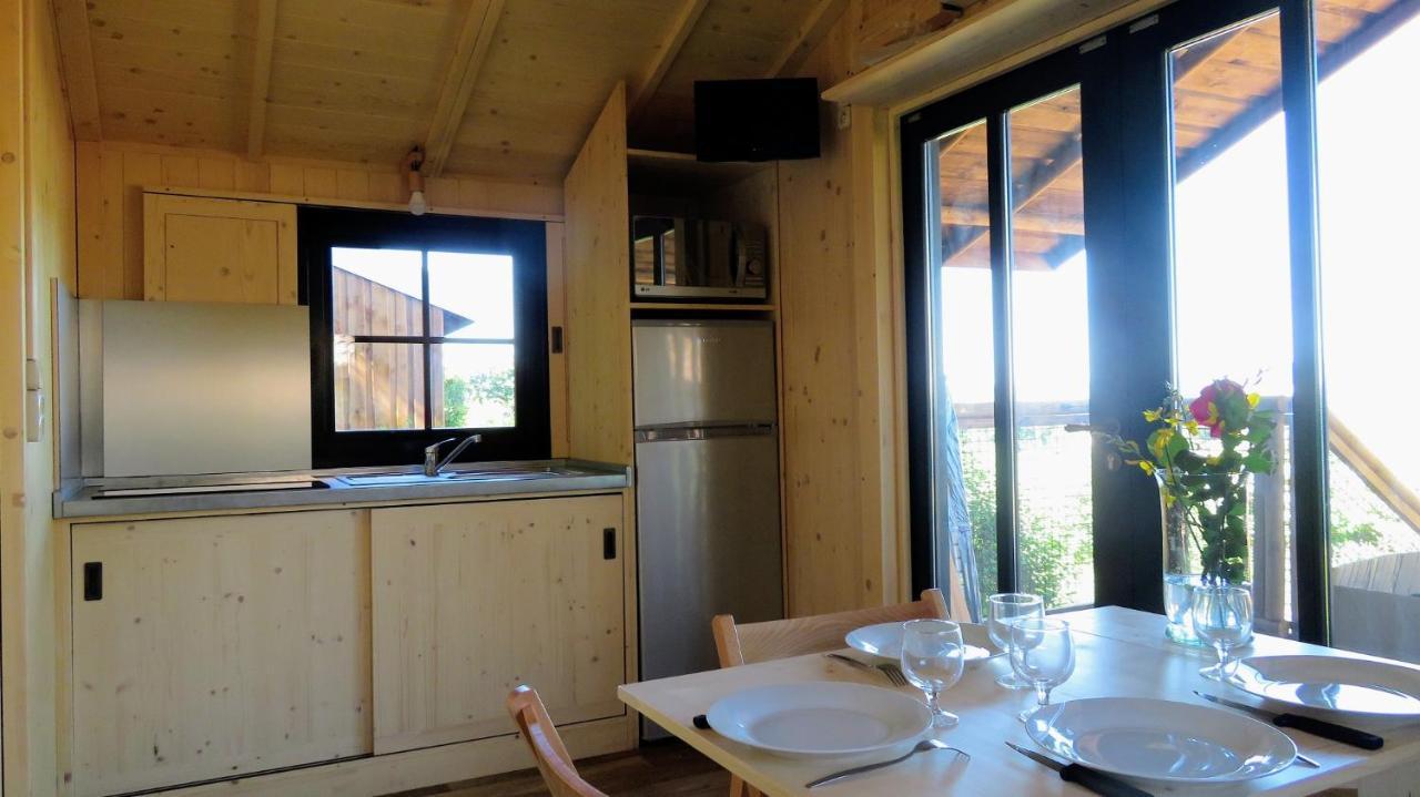 Lodges Du Camping Les 4 Saisons Grane Экстерьер фото
